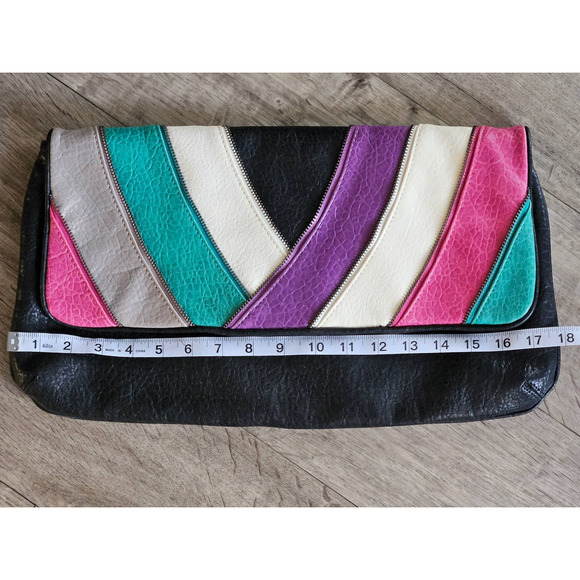 Large Jessica Simpson Body Clutch Leather - Picture 7 of 7